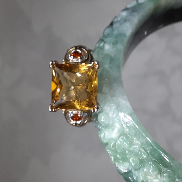 925 Genuine Princess Cut Citrine, Two Tone ring. PRICE IS FIRM. - Picture 14 of 15